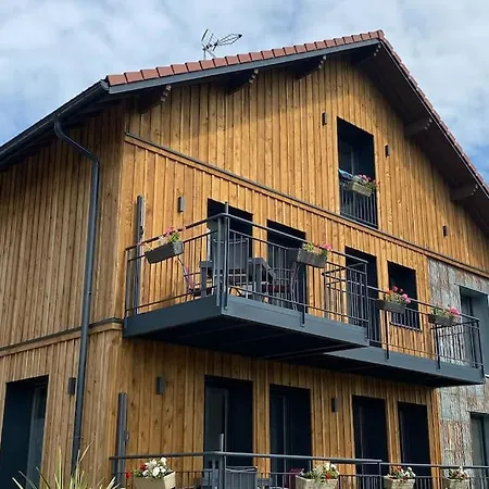 La Fleur D'abeille Avec Belle Vue Et Apartment