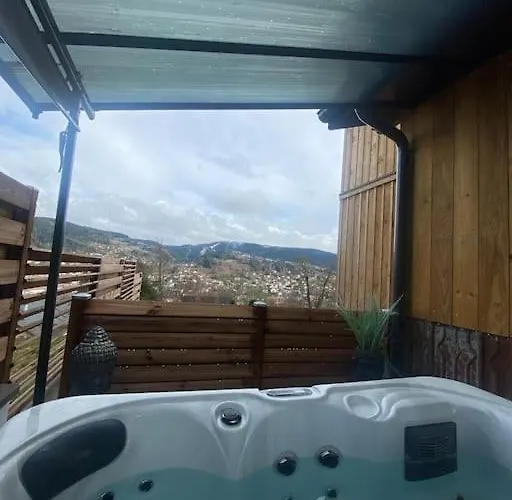 La Fleur D'abeille Avec Belle Vue Et * 热拉梅